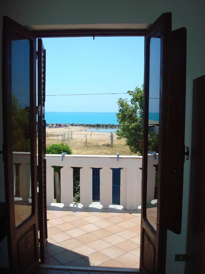 B&B Nettuno San Leone Exterior photo